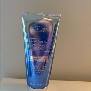 Dr. Denese Skincare Tinted Defense Day Cream SPF 40 - Blue